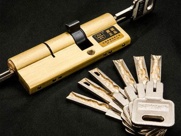 泰兴24小时上门开锁公司